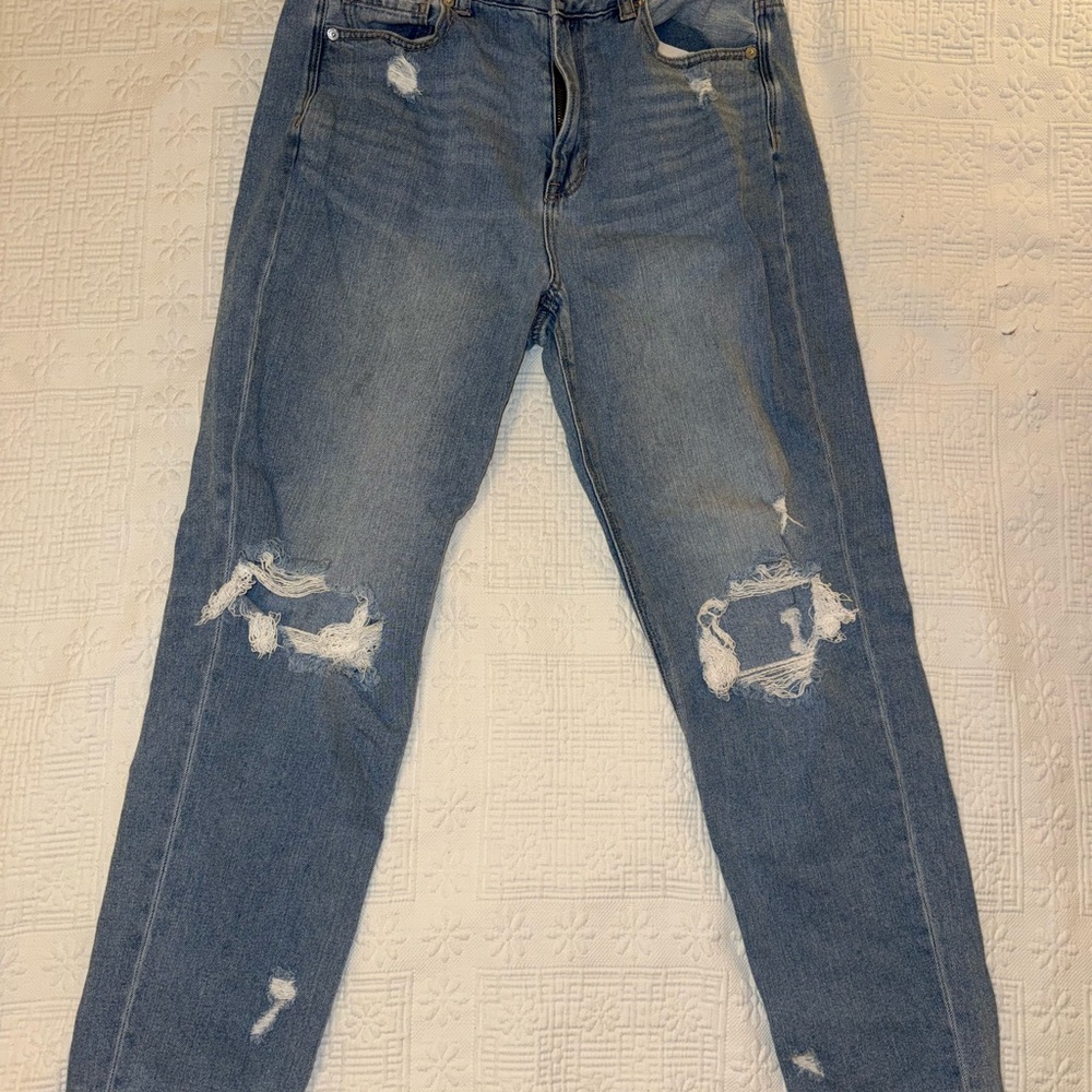 American Eagle Outfitters Blue Distressed Boyfriend Jeans